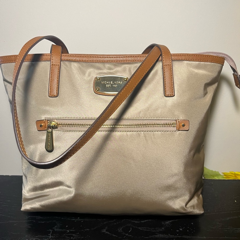 Michael Kors Brown Leather Shoulder Bag